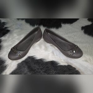 Crocs Gianna Chain Link Womens Size 6 Brown Casual Ballet Flats Slip Ons
